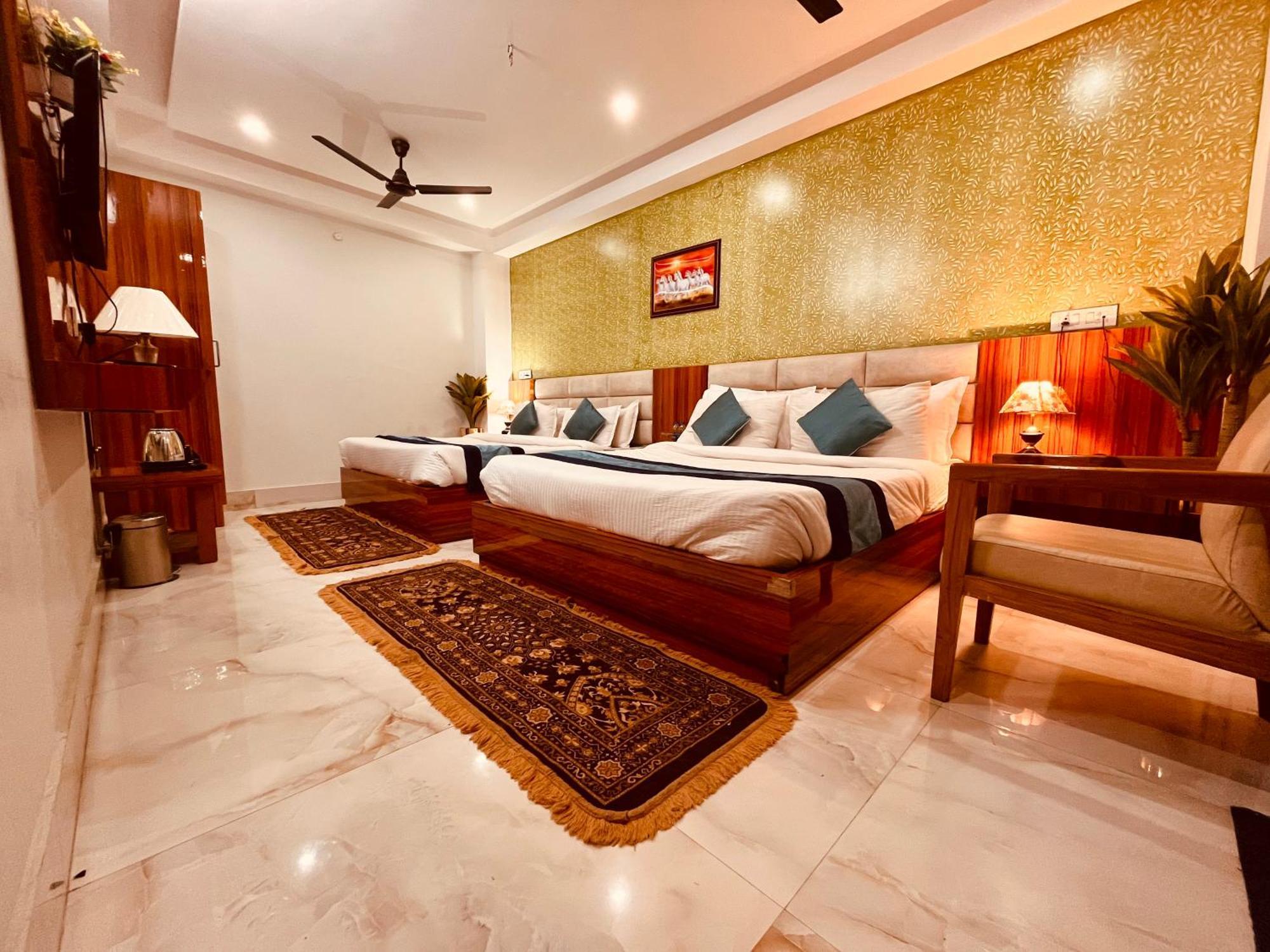 Hotel Golden Temple View By La Casa, Amritsar #Top Rated #Most Awarded #Swimming Pool #Prime Location #Luxury Rooms #Parking #Rooftop Cafe Exteriér fotografie