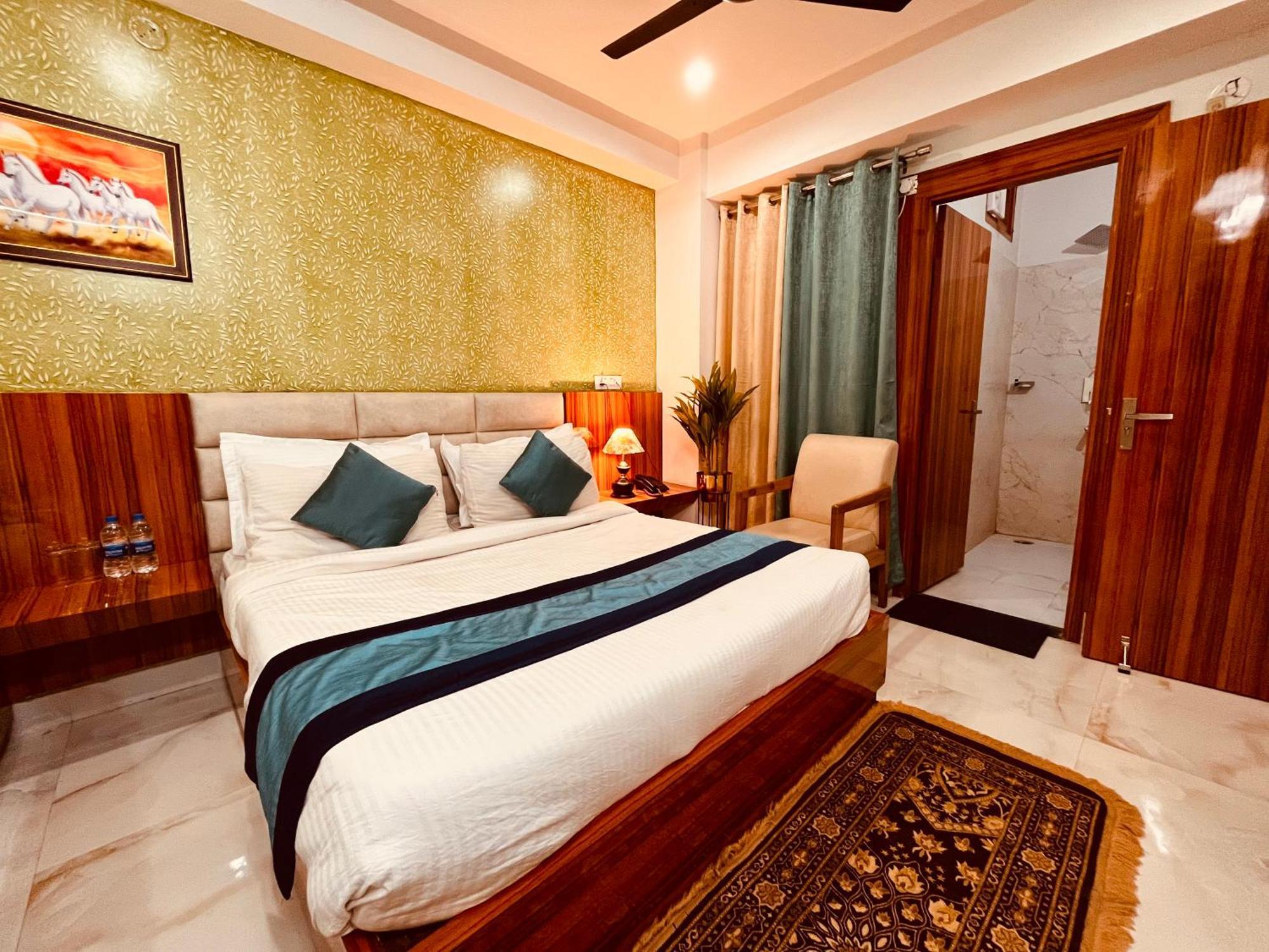 Hotel Golden Temple View By La Casa, Amritsar #Top Rated #Most Awarded #Swimming Pool #Prime Location #Luxury Rooms #Parking #Rooftop Cafe Exteriér fotografie