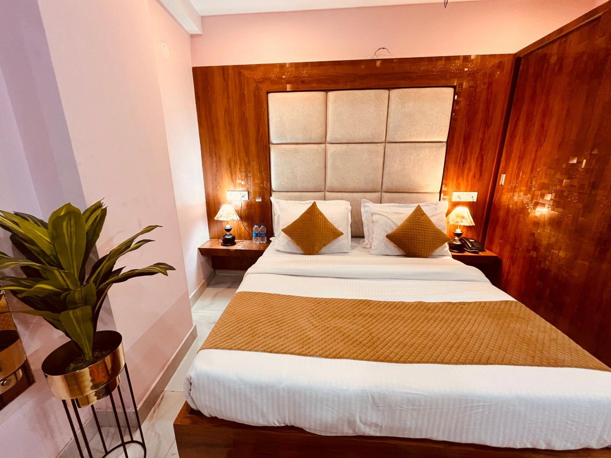 Hotel Golden Temple View By La Casa, Amritsar #Top Rated #Most Awarded #Swimming Pool #Prime Location #Luxury Rooms #Parking #Rooftop Cafe Exteriér fotografie