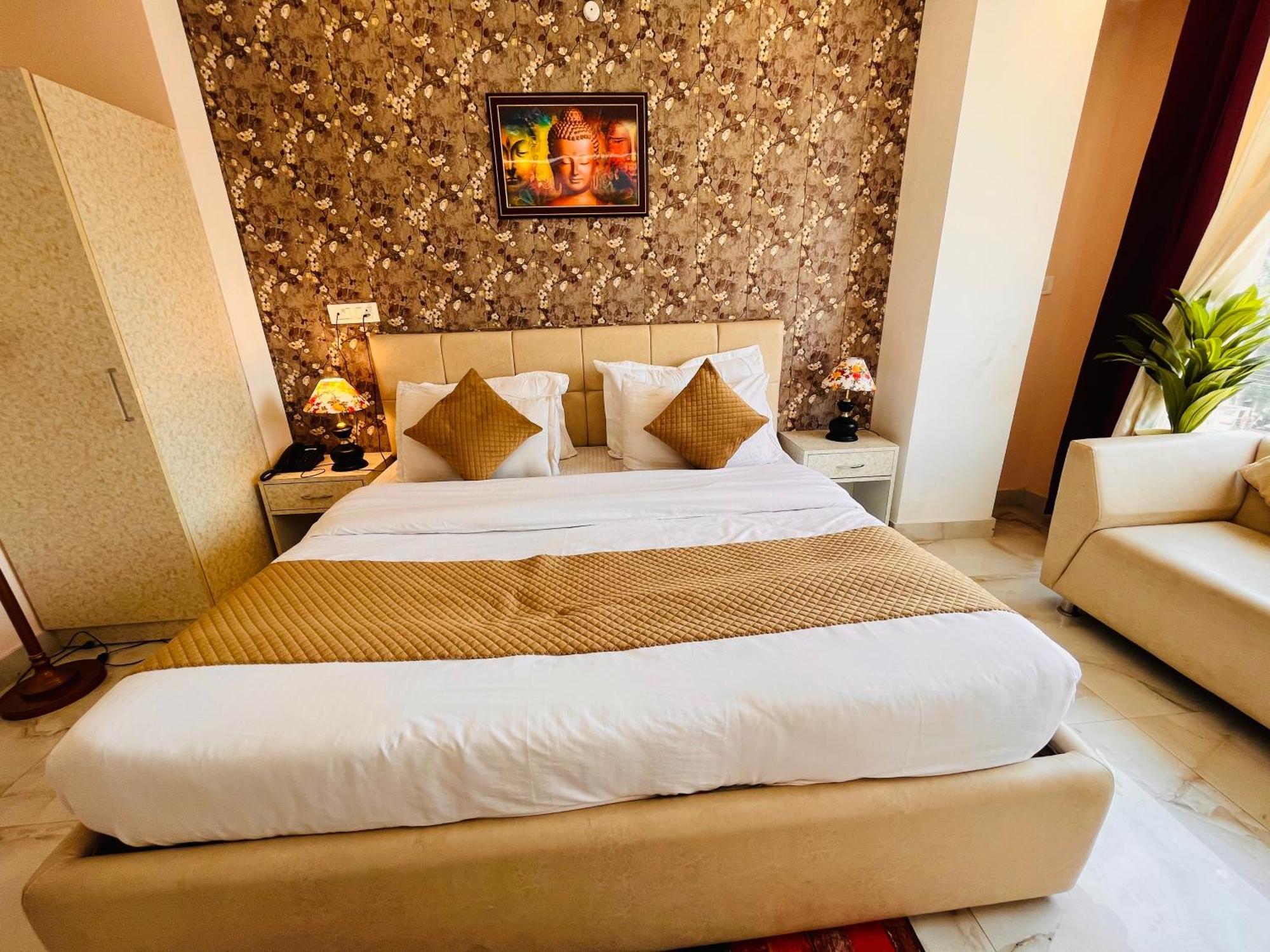 Hotel Golden Temple View By La Casa, Amritsar #Top Rated #Most Awarded #Swimming Pool #Prime Location #Luxury Rooms #Parking #Rooftop Cafe Exteriér fotografie