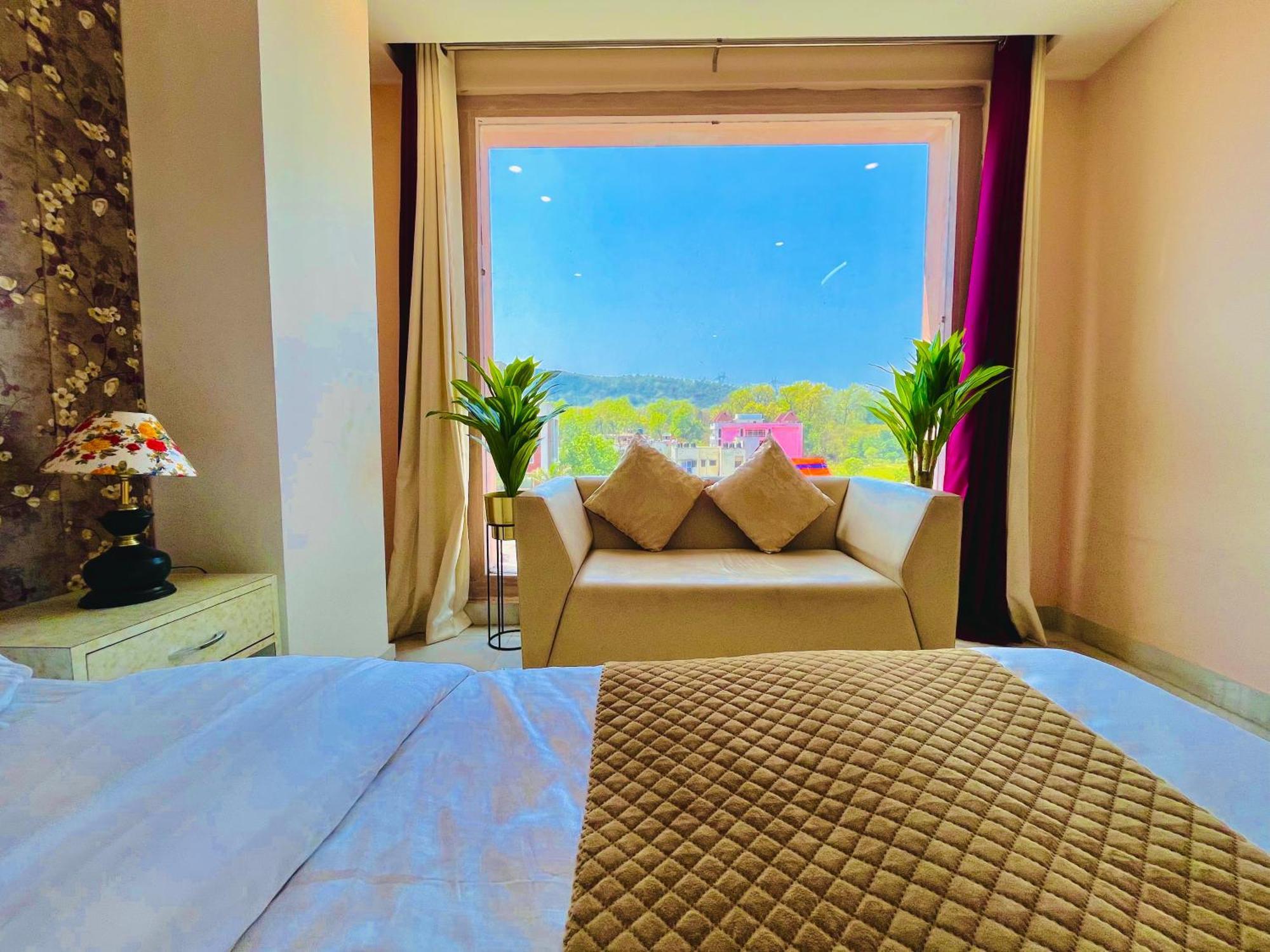 Hotel Golden Temple View By La Casa, Amritsar #Top Rated #Most Awarded #Swimming Pool #Prime Location #Luxury Rooms #Parking #Rooftop Cafe Exteriér fotografie