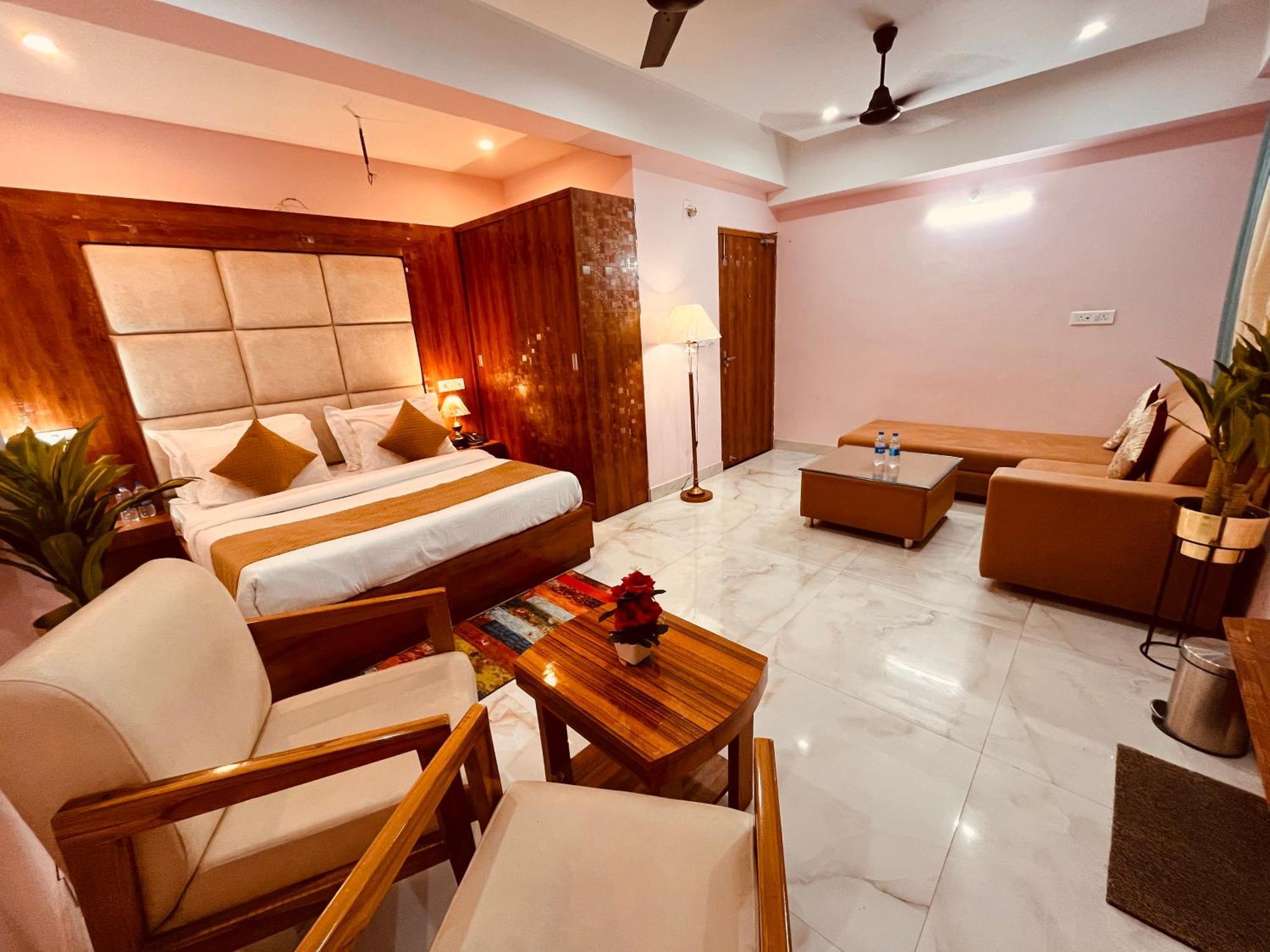 Hotel Golden Temple View By La Casa, Amritsar #Top Rated #Most Awarded #Swimming Pool #Prime Location #Luxury Rooms #Parking #Rooftop Cafe Exteriér fotografie