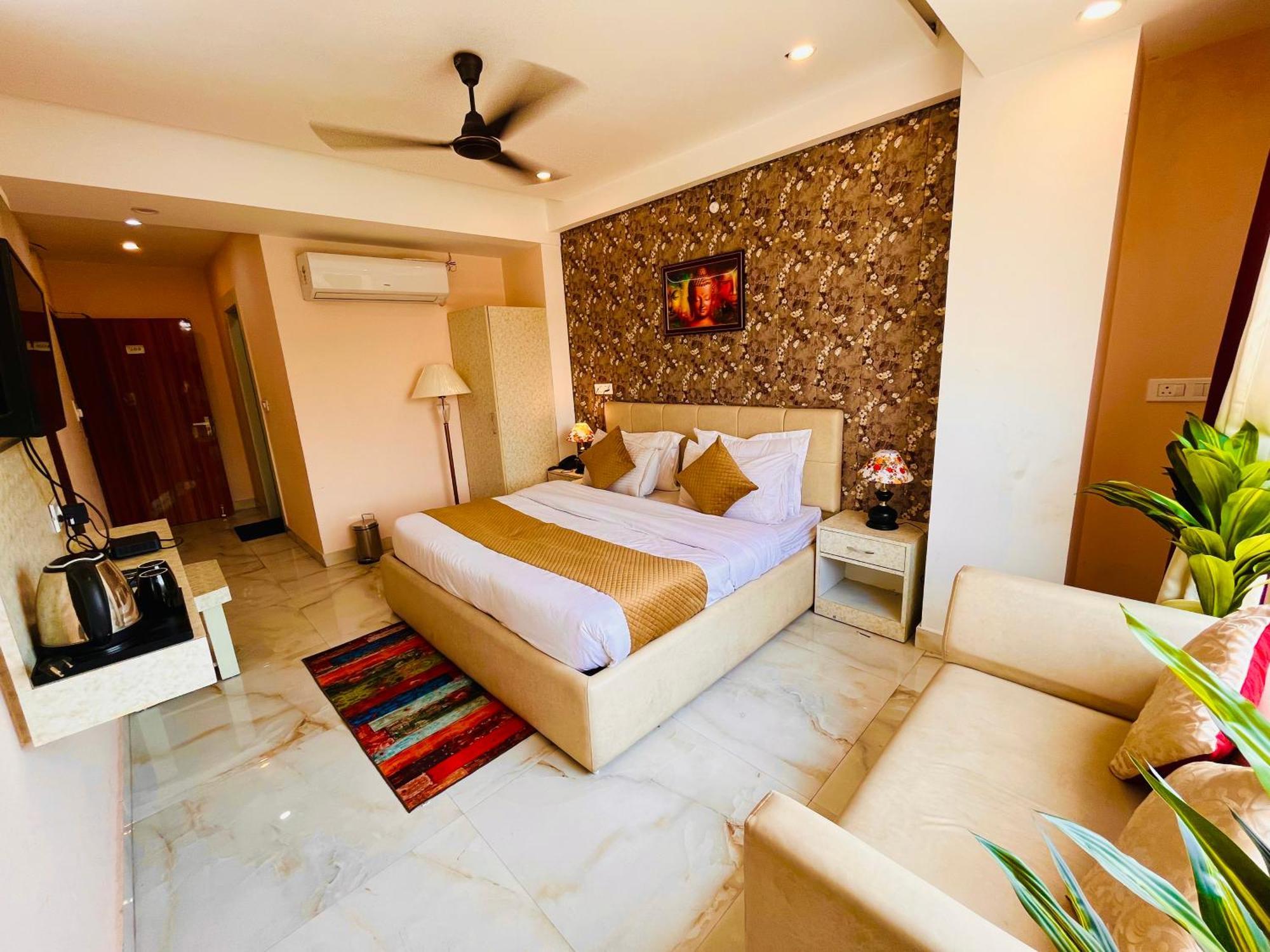 Hotel Golden Temple View By La Casa, Amritsar #Top Rated #Most Awarded #Swimming Pool #Prime Location #Luxury Rooms #Parking #Rooftop Cafe Exteriér fotografie